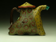Slugweevil Teapot.yellow.08.jpg